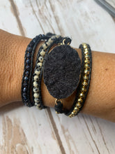 Load image into Gallery viewer, Sale! Black/Gold Wrap Druzy Bracelet