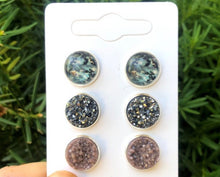 Load image into Gallery viewer, Camo Druzy Studs