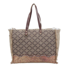 Load image into Gallery viewer, Myra Bag - Bruine Weekender Bag