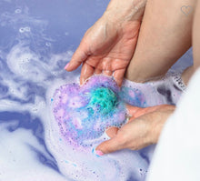 Load image into Gallery viewer, Mermaid Dreams Bath Bomb