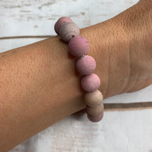 Load image into Gallery viewer, Sale! Pink Druzy Bead Bracelet