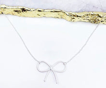 Load image into Gallery viewer, Matte Silver Bow Necklace