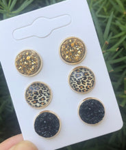 Load image into Gallery viewer, Leopard Gold Druzy Studs