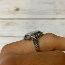 Load image into Gallery viewer, White/Silver Ring Size 8