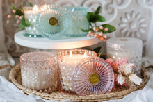 Load image into Gallery viewer, Alluring Amber 15oz Double Wick Soy Candle