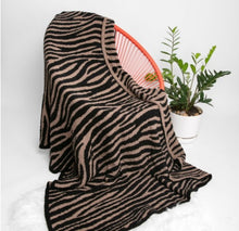 Load image into Gallery viewer, Cozy Zebra Blanket Black/Coffee - 60x50