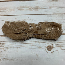 Load image into Gallery viewer, Beige Velvet Burnot Headband