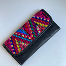 Load image into Gallery viewer, Sale! Leather Artisan Wallet Black