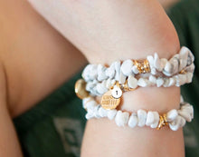 Load image into Gallery viewer, Kinsley Gold Pepper Cluster Bracelet S/M