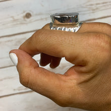 Load image into Gallery viewer, Silver Hammered Agate Statement Ring