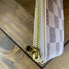 Load image into Gallery viewer, Cream Checked Inspired Coin Purse