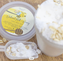 Load image into Gallery viewer, Oatmeal Milk &amp; Honey Fizzy Bath Salt Powder