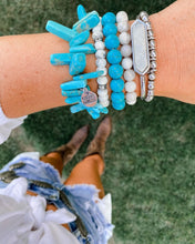 Load image into Gallery viewer, KINSLEY Eternity Collection - Gold Maui Bracelet L/XL