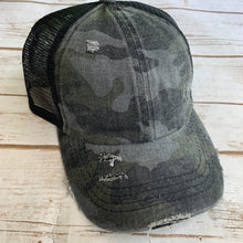 Load image into Gallery viewer, Black Camo Crisscross Hat