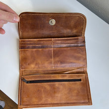 Load image into Gallery viewer, Sale! Leather Artisan Wallet Brown